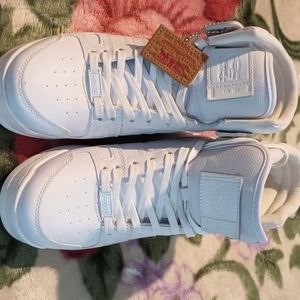 White USA SIZE 7 1/5 BRAND NEW NEVER WORE THEM WRONG SIZE